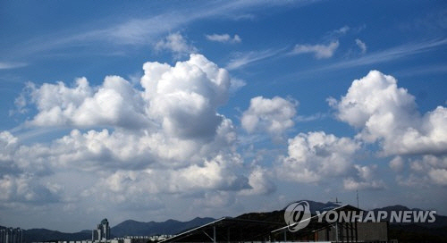 구름 많은 날씨 [연합뉴스]